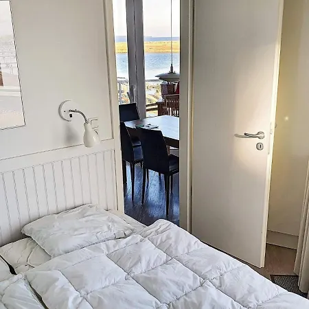 Two-bedroom In 27 Apartamento *