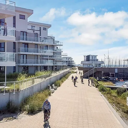 4 Person In Appartement